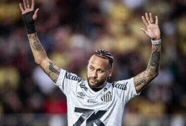 Santos x Internacional: onde assistir, escalações e tudo sobre o duelo do Brasileirão. Imagem: Raul Baretta/Santos FC