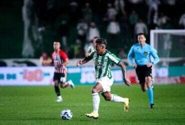 Lance de Juventude x São Paulo. Imagem: Fernando Alves/ECJ