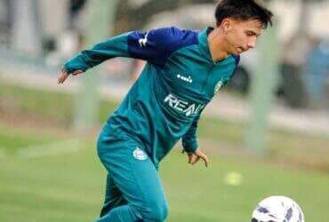 Coritiba x Amazonas: onde assistir ao vivo e escalações da partida decisiva pela Série B 2025. Imagem: JP Pacheco