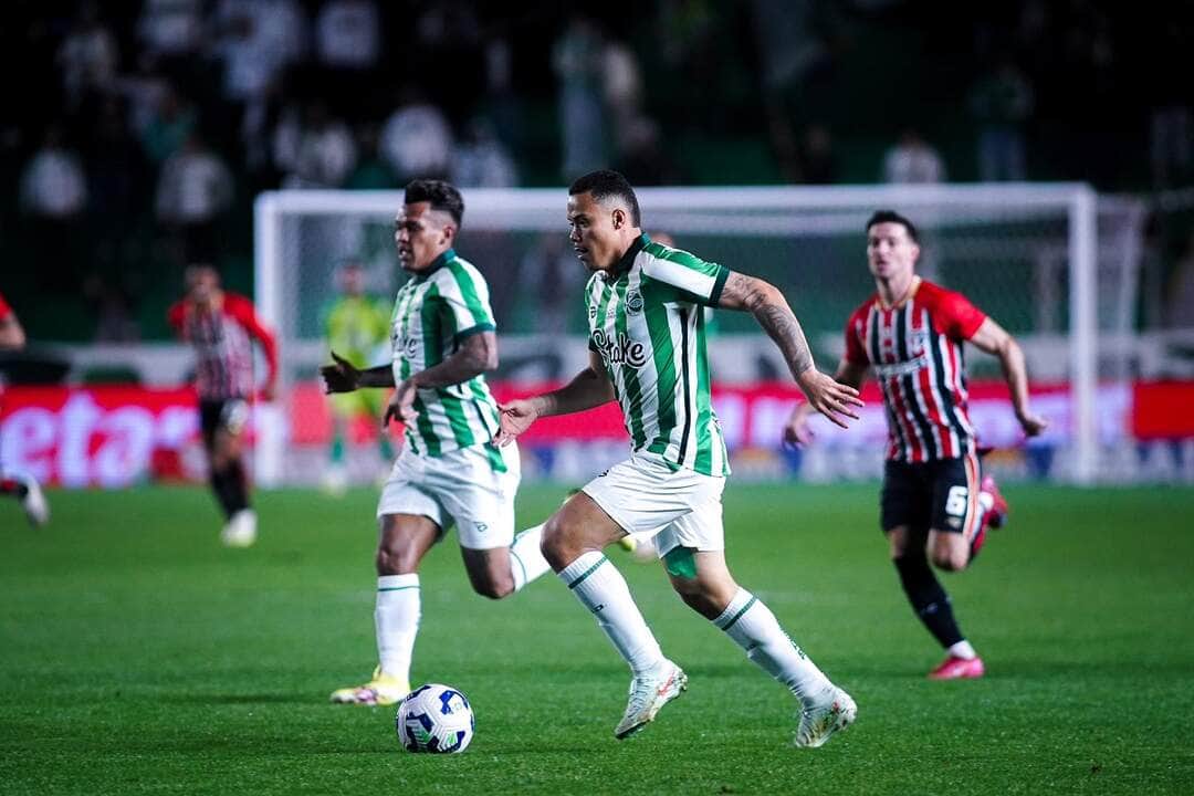 Lance de Juventude x São Paulo. Imagem: Fernando Alves/ECJ