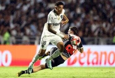 Vasco x Botafogo: onde assistir, escalações e tudo sobre o clássico carioca em Brasília. Imagem: Vitor Silva/BFR