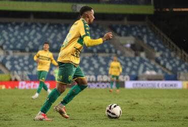 Remo x Cuiabá: Onde assistir, escalações e detalhes do confronto pela Série B neste sábado. Imagem: AssCom Dourado