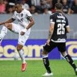 Botafogo x Vitória: Onde assistir, prováveis escalações e tudo sobre o confronto da 14ª rodada do Brasileirão. Imagem: Vitor Silva/BFR