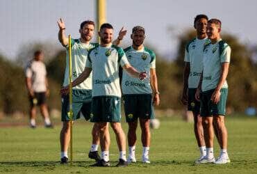 Cuiabá x Amazonas: onde assistir, escalações e análise da Série B 2025. Imagem: AssCom Dourado