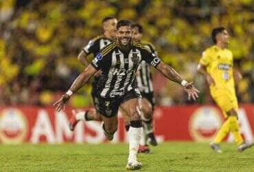 Hulk comemora gol do Atlético Mineiro em Bucaramanga. Imagem: Pedro Souza/Atlético