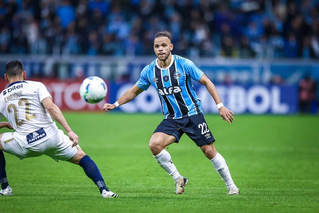 Palmeiras x Grêmio ao vivo: onde assistir, escalações e como chegam os times para o duelo. Imagem: Lucas Uebel/GFBPA