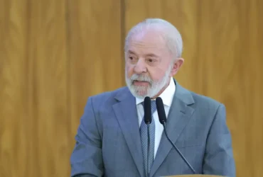 Lula veta proposta de aumento de deputados federais na Câmara