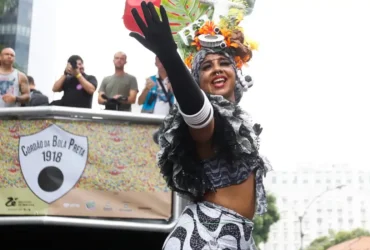 Cordão da Bola Preta faz seu 102º pelas ruas do centro do Rio de Janeiro