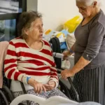 Desigualdade acelera envelhecimento cerebral, aponta estudo global