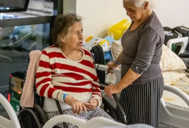 Desigualdade acelera envelhecimento cerebral, aponta estudo global