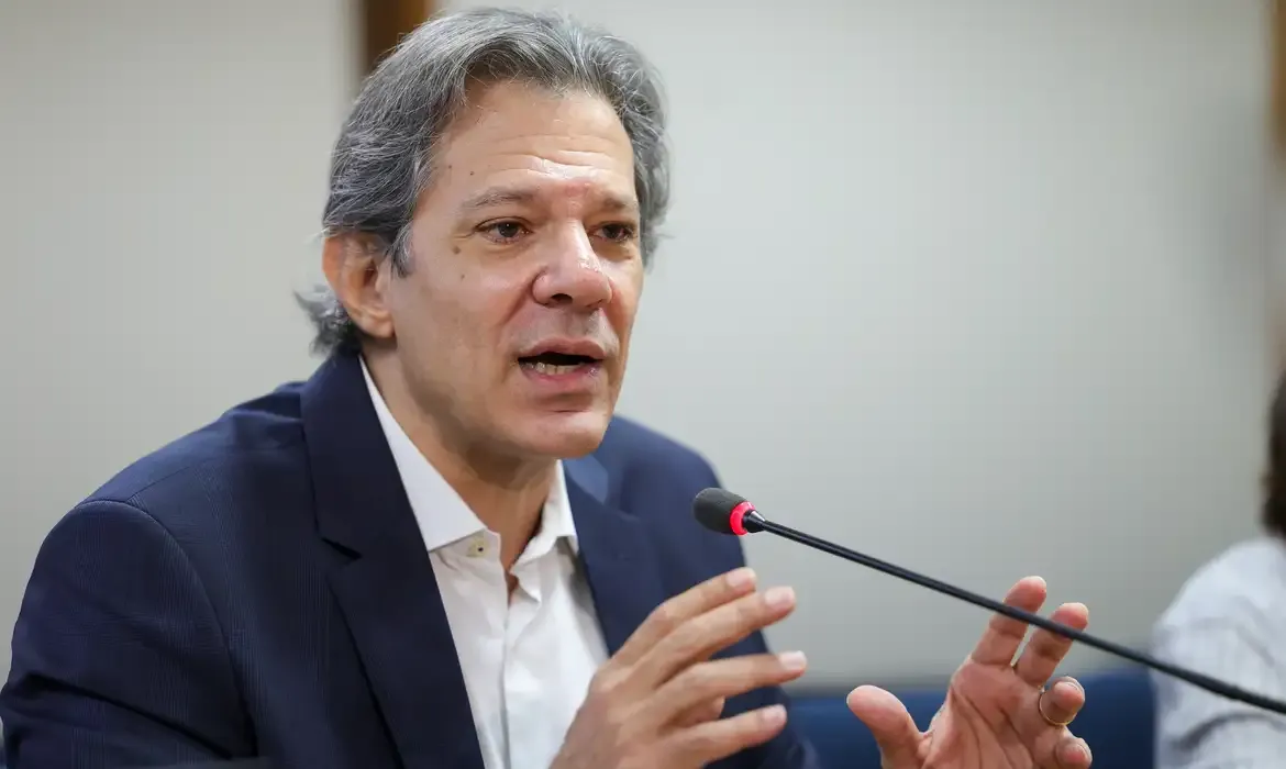 Perda com IOF será compensada, diz Haddad após decisão do STF