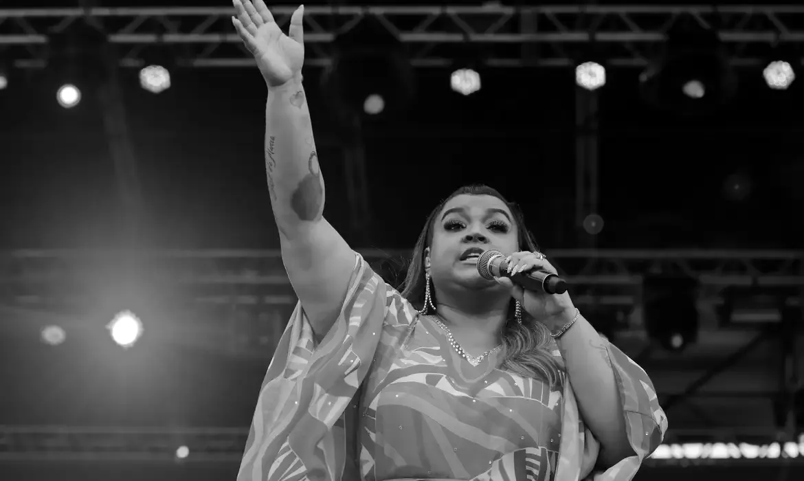 Rio de Janeiro (RJ), 12/01/2020 - A cantora Preta Gil, se apresenta na festa de abertura dos 50 dias do Carnaval Rio 2020, na praia de Copacabana. Foto: Tânia Rêgo/Agência Brasil
