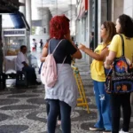 MEC planeja universalizar Pé-de-Meia para estudantes do ensino médio público