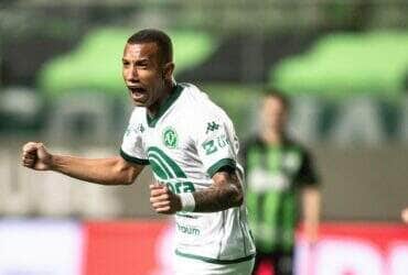 Atlético-GO x Chapecoense: onde assistir ao vivo, escalações e tudo sobre o confronto pela Série B. Imagem: @babufotografo @mgxpress