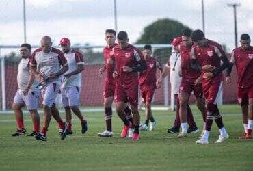 CRB x Coritiba hoje ao vivo: onde assistir, escalações e tudo sobre o jogo da Série B. Imagem: @franciscocedrimfotografia