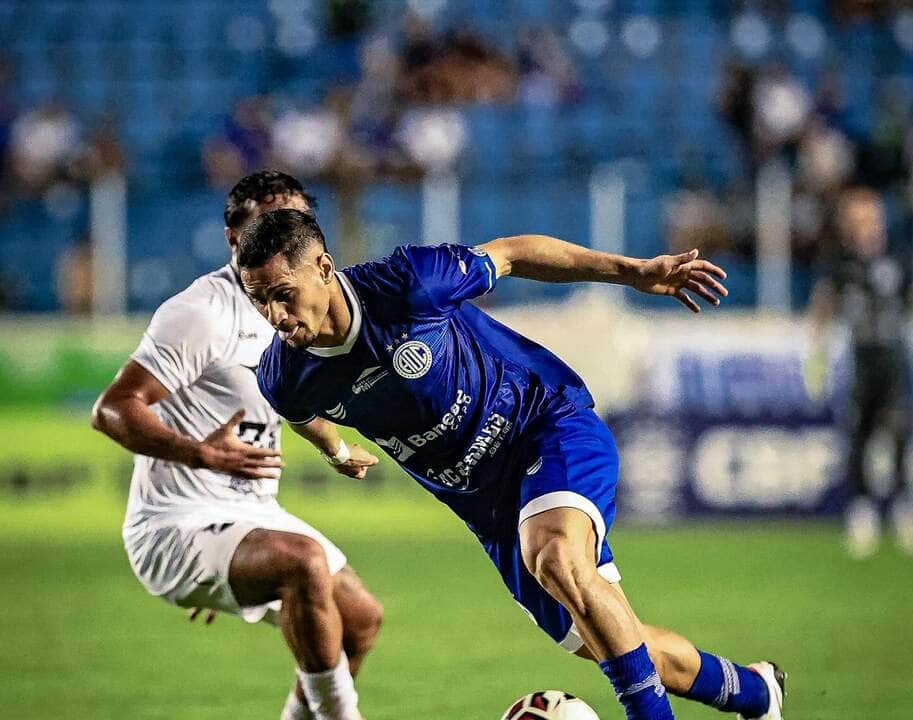 Vitória x Confiança: onde assistir, escalações e tudo sobre o duelo das quartas da Copa do Nordeste. Imagem: @victorcardeal_