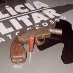 Caso inicialmente é tratado como acidente, mas Polícia Militar encaminha suspeito para prestar esclarecimentos sobre o disparo