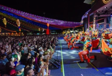 A abertura oficial do evento recebeu mais de 10 mil pessoas e contou com apresentação do premiado grupo Flor Ribeirinha, além da dupla sertaneja Cleber e Cauan.