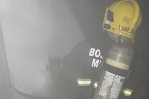 Homem incendeia casa da ex após agressão em Sinop