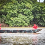 Criança desaparece com dois adultos após canoa virar em rio de Mato Grosso