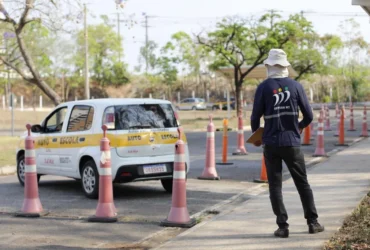 Governo pode liberar CNH sem autoescola obrigatória para reduzir custos