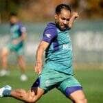 Coritiba x Paysandu: Onde assistir, escalações e tudo sobre o confronto da Série B neste sábado (19). Imagem: Gabriel Thá Coritiba