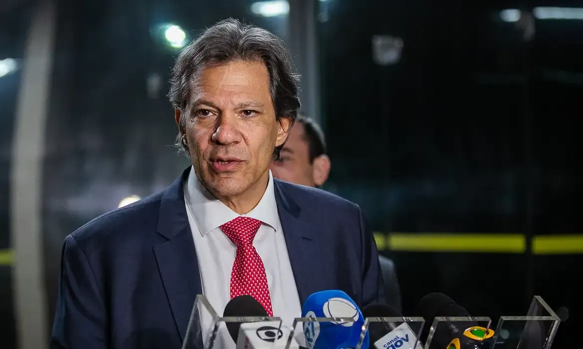 Haddad defende reglobalização para enfrentar desigualdades