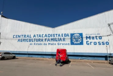 Centro de distribuição de hortigranjeiros de Cuiabá