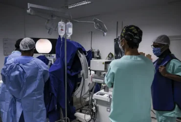 Mutirão amplia cirurgias no Brasil com mais de mil procedimentos em um dia