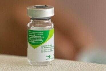 Apenas 39,2% do público-prioritário se vacinou até julho; estado já distribuiu mais de 1,2 milhão de doses e reforça ações para elevar cobertura