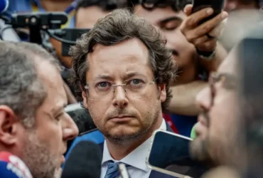 Pf ouve advogados de Bolsonaro em apuração sobre obstrução