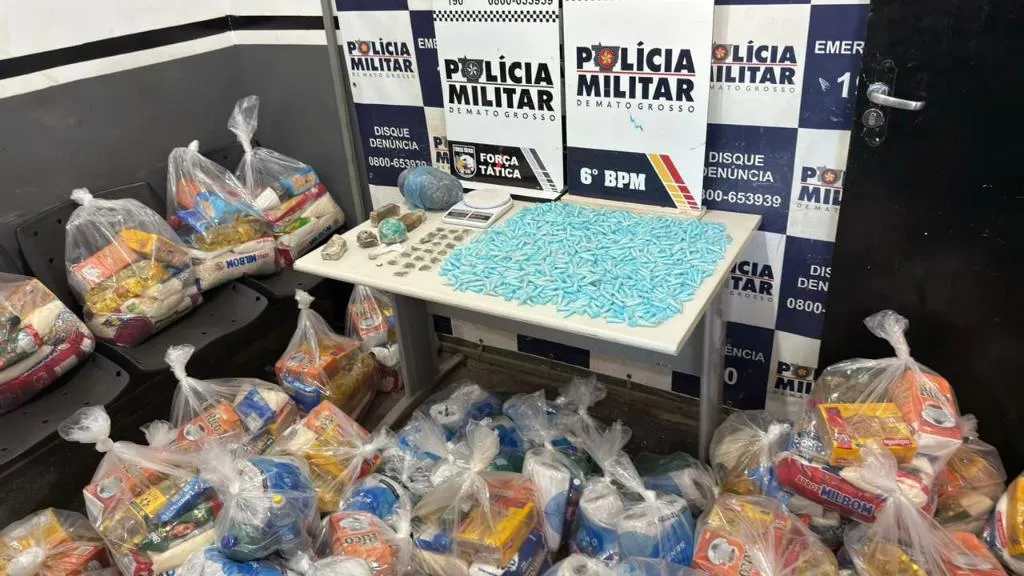 Polícia apreende drogas e cestas básicas de facção em Cáceres