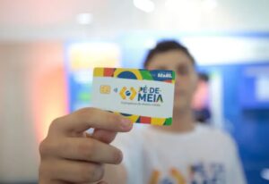 Pagamento do Pé-de-Meia: quem recebe a 5ª parcela nesta semana?