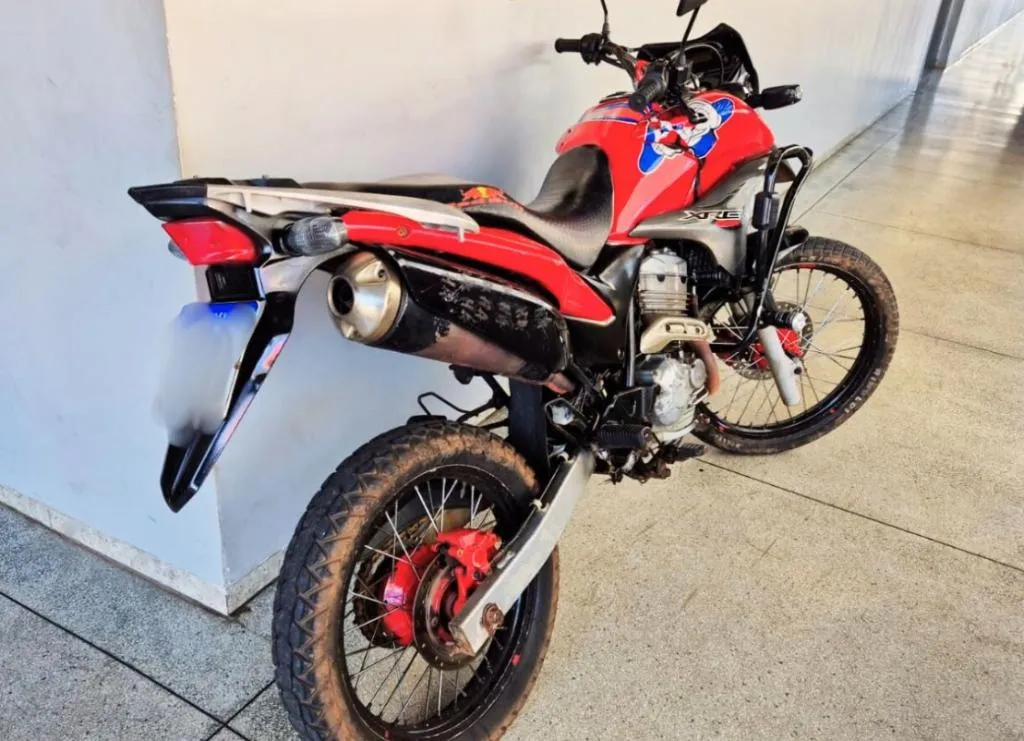 Polícia recupera motocicleta furtada e prende faccionado em Barra do Garças