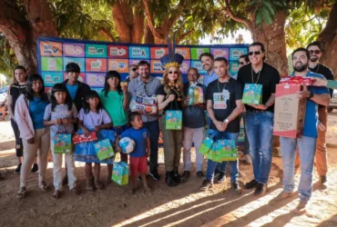 Primeira-dama leva solidariedade a aldeia indígena com entrega de cestas e kits