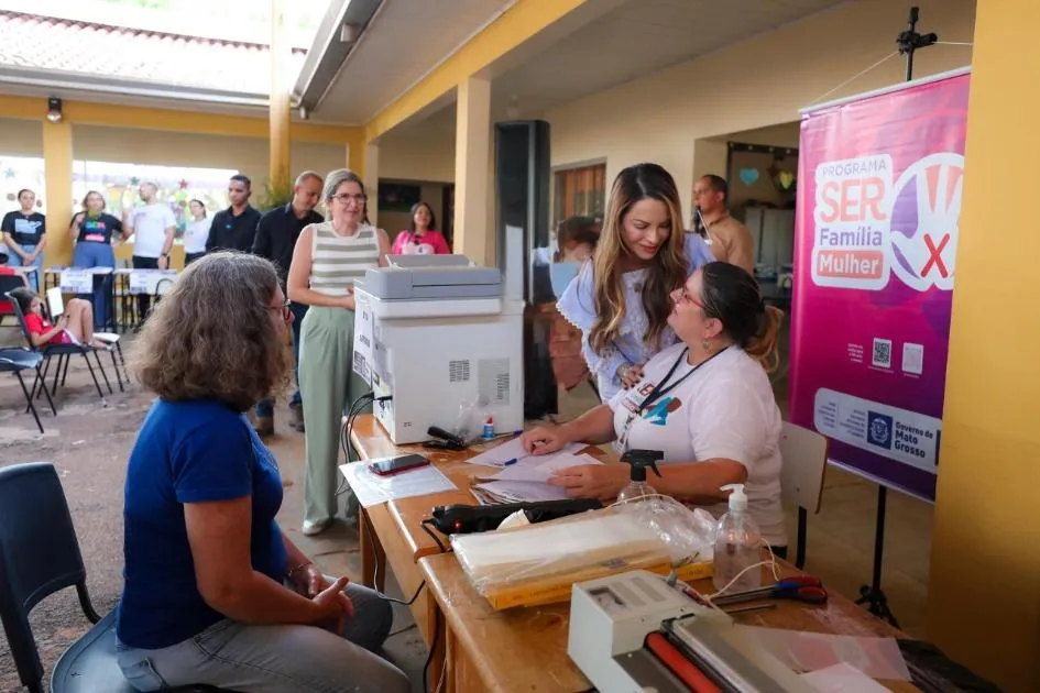 Primeira-dama participa de mutirão em Mato Grosso com serviços gratuitos