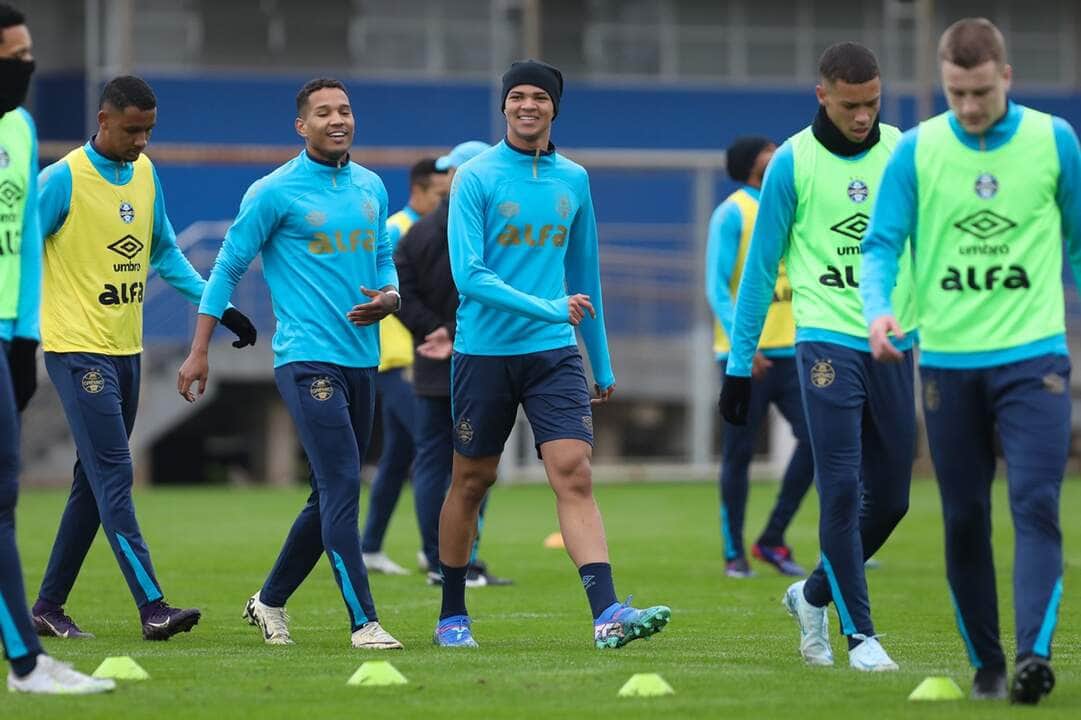 Alianza Lima x Grêmio: Onde assistir, escalações e tudo sobre o duelo decisivo pelos playoffs da Sul-Americana. Imagem: Rodrigo Fatturi Grêmio FBPA