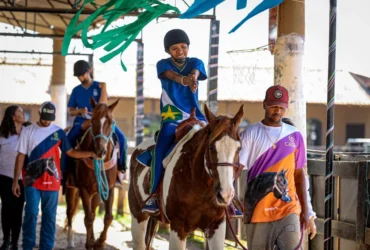 Seduc reforça equoterapia para estudantes durante as férias