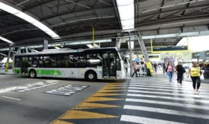 Sindicatos cobram autoridades por segurança após ataques a ônibus