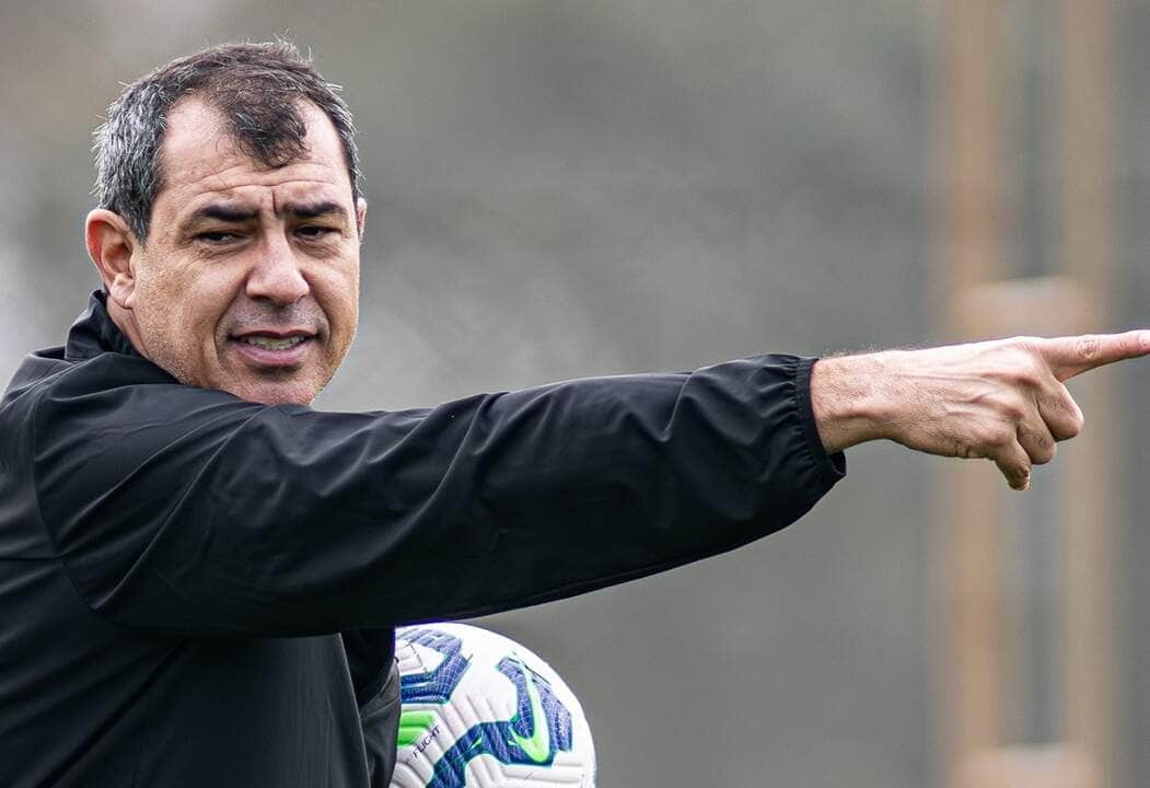 Botafogo x Vitória: Onde assistir, prováveis escalações e tudo sobre o confronto da 14ª rodada do Brasileirão. Imagem: Victor Ferreira EC Vitória