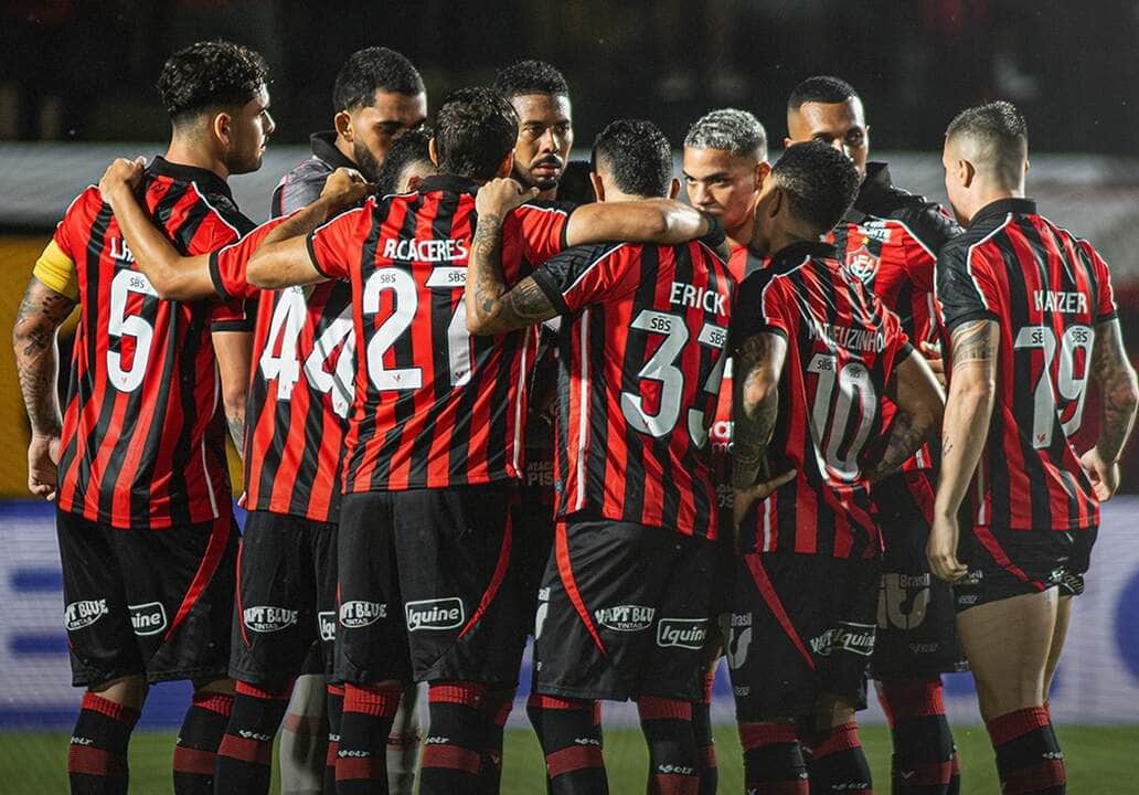 Mirassol x Vitória hoje ao vivo: onde assistir, escalações e tudo sobre o duelo da Série A. Imagem: Victor Ferreira EC Vitória