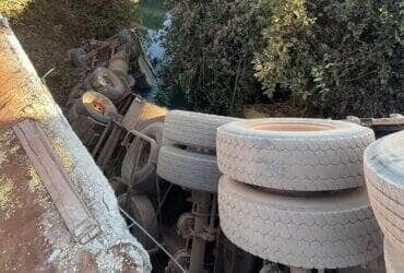 Acidente ocorreu na tarde desta quinta-feira (3), em estrada que liga o município ao Pontal do Verde; vítima foi identificada como Neudi Piontkoski, de aproximadamente 50 anos