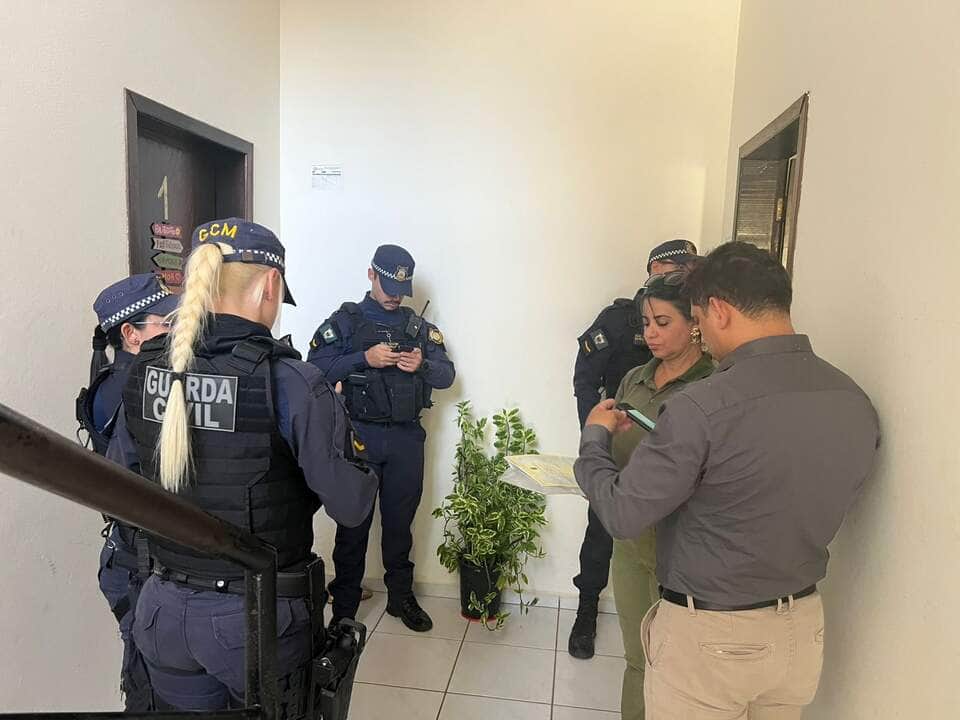 Ação conjunta com o Conselho Tutelar garantiu a retirada das vítimas de dentro da residência e o acolhimento em local seguro