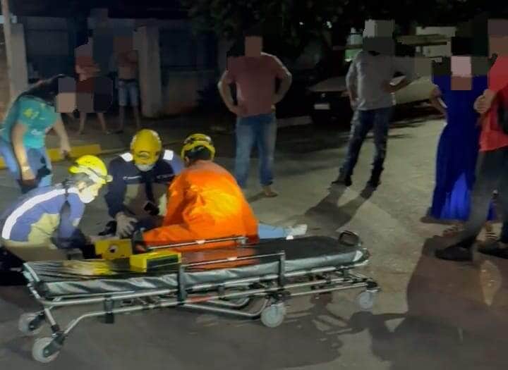 Vítima teve escoriações e foi encaminhada ao Pronto Atendimento Municipal; ocorrência foi atendida pela 13ª Companhia de Bombeiros