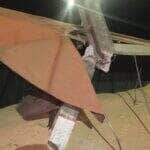 Motorista não possuía CNH e foi notificado; local precisou ser isolado pela Energisa devido ao risco elétrico