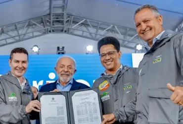 Osasco (SP), 25/07/2025 - Presidente da República, Luiz Inácio Lula da Silva durante cerimônia de anúncio dos projetos habilitados pelo Novo PAC Seleções 2025 - Urbanização de Favelas, no âmbito do Pr