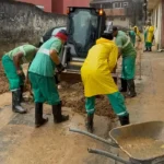 Perópolis (RJ), 06/04/2025 - Limpeza de ruas após fortes chuvas. Foto: Prefeitura de Petrópolis/Divulgação