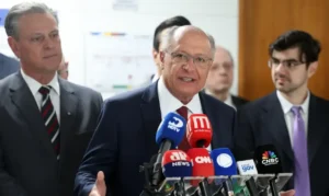 Alckmin busca acordo para evitar tarifaço dos EUA