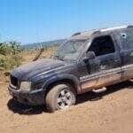 Caminhonete com marcas de tiros é encontrada em estrada de Mato Grosso