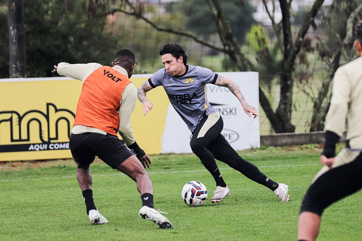 Criciúma x Cuiabá: Onde assistir ao vivo e detalhes do confronto decisivo pela Série B. Imagem: Celso da Luz/CEC